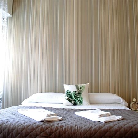 Dreaming Piazza Bra Rooms Верона Екстер'єр фото
